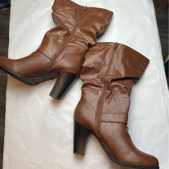 Style & Co Mid Calf Cognac Slouch Heeled boot Wide Calf NEW Size 11M - Picture 9 of 9